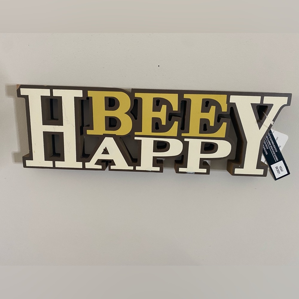 Bee Happy Wood wall art